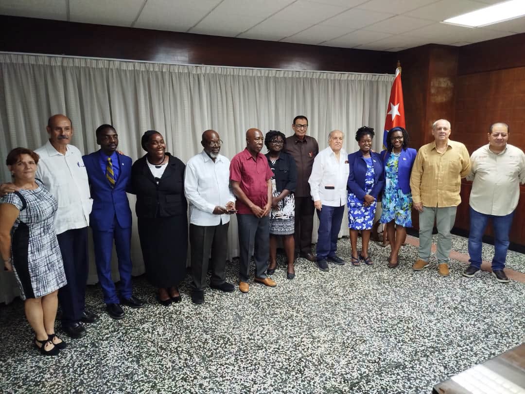 Cuba recibe decimotercer envío de ayuda humanitaria de México y Caricom