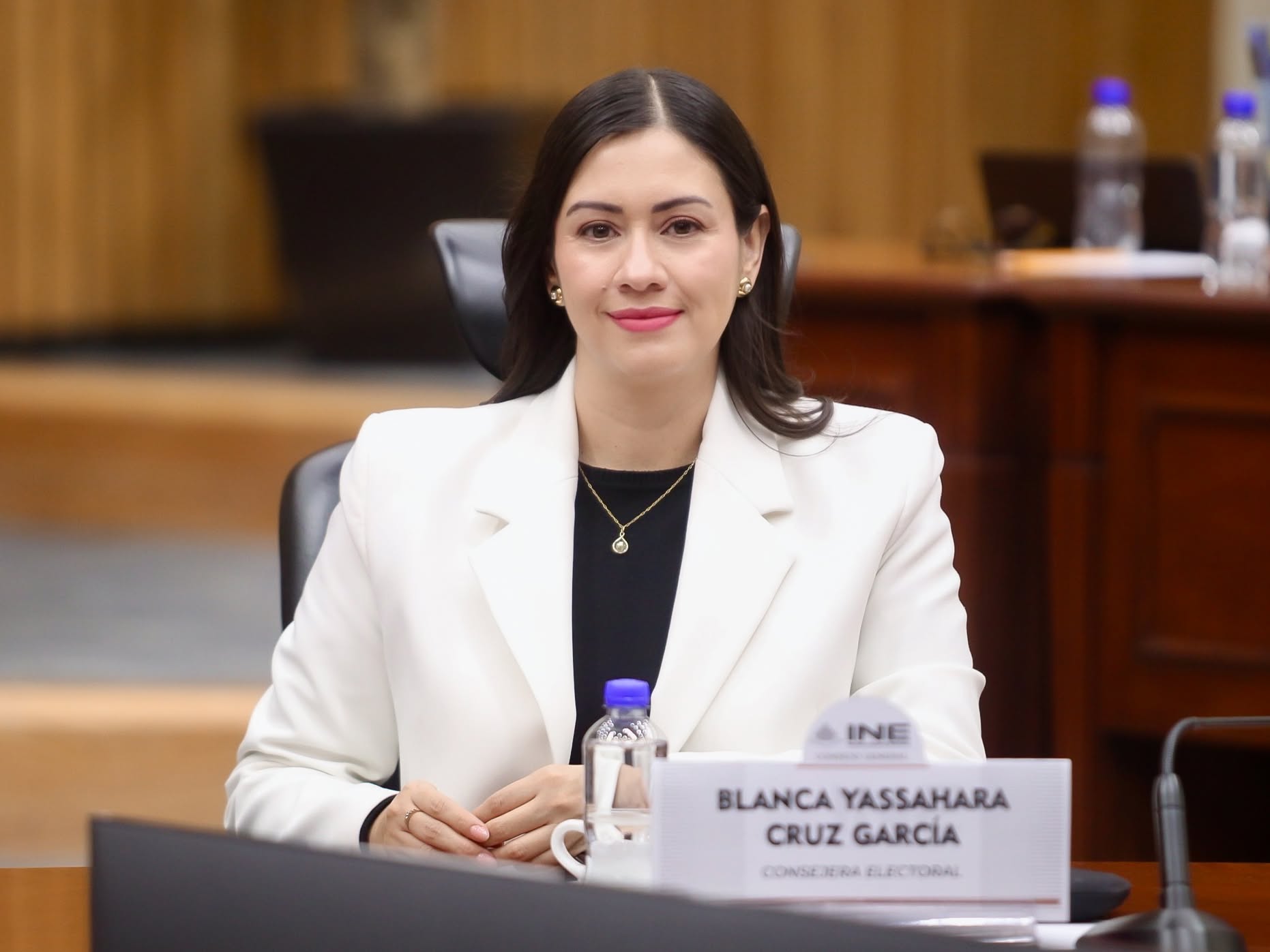 Blanca Yassahara Cruz García asume presidencia provisional del INE