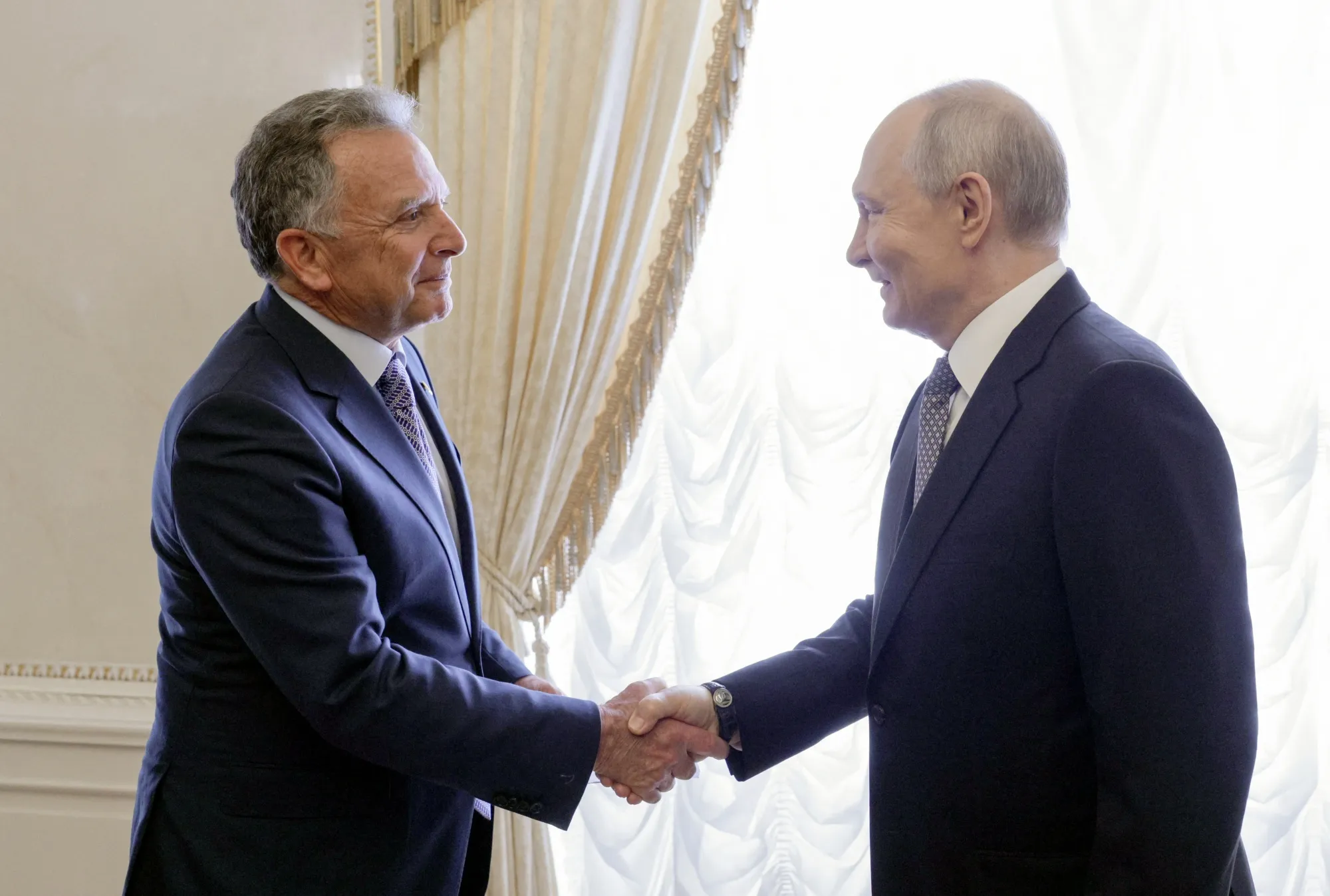 Putin afirma que Rusia está dispuesta a negociar un acuerdo de paz con Ucrania