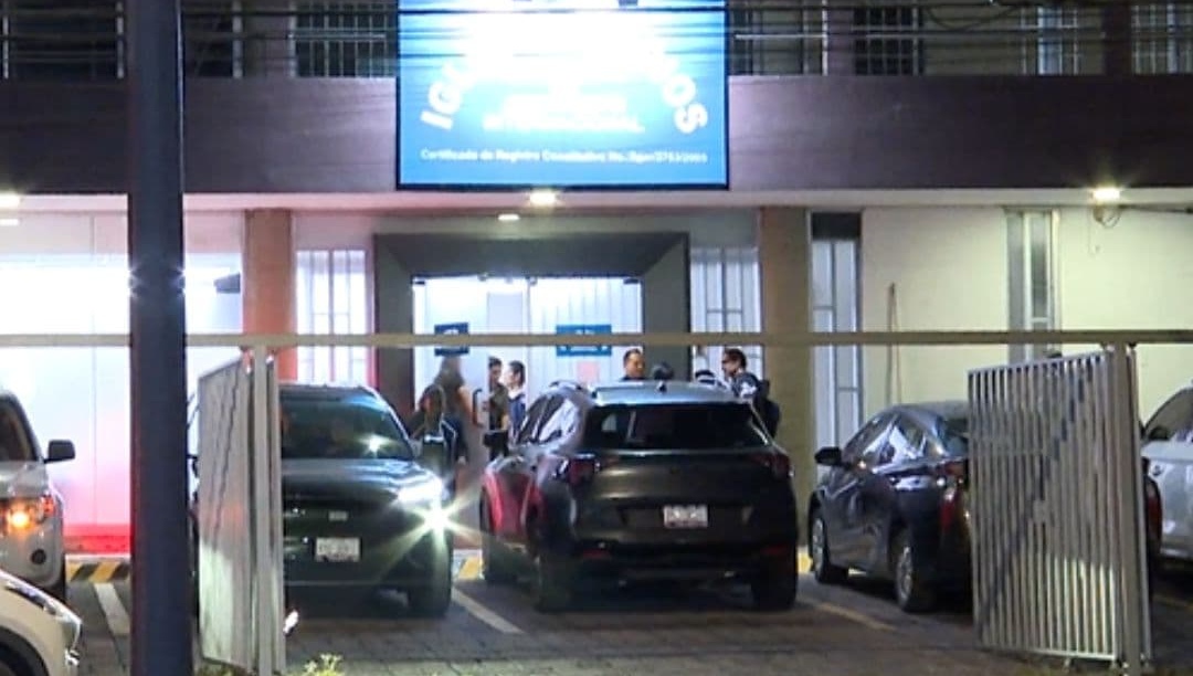 Comando armado irrumpe en la Iglesia de Dios en Puebla y asalta a 25 feligreses durante un culto