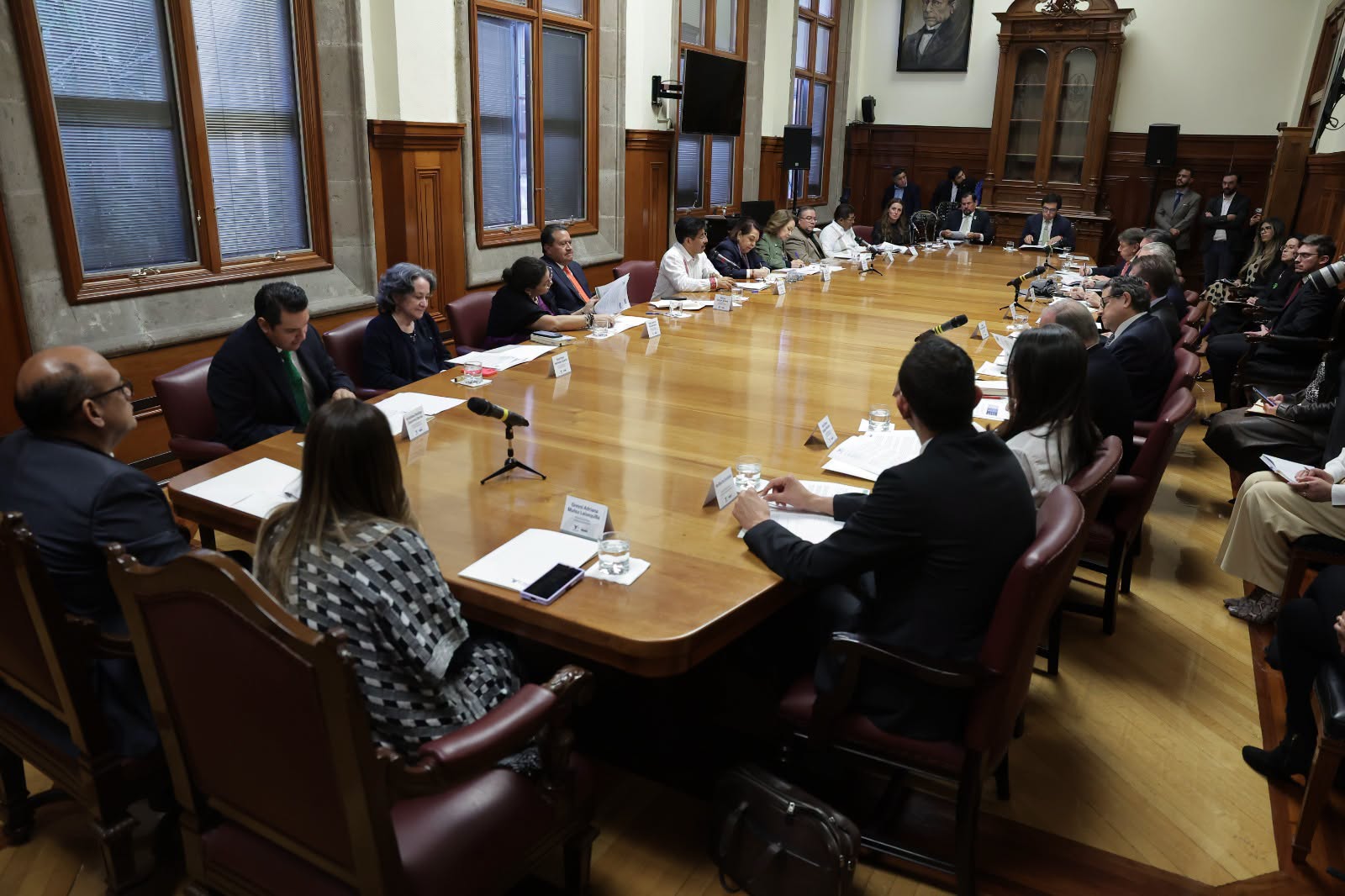 SCJN valida compensación económica para cónyuge dedicado al hogar en caso de divorcio