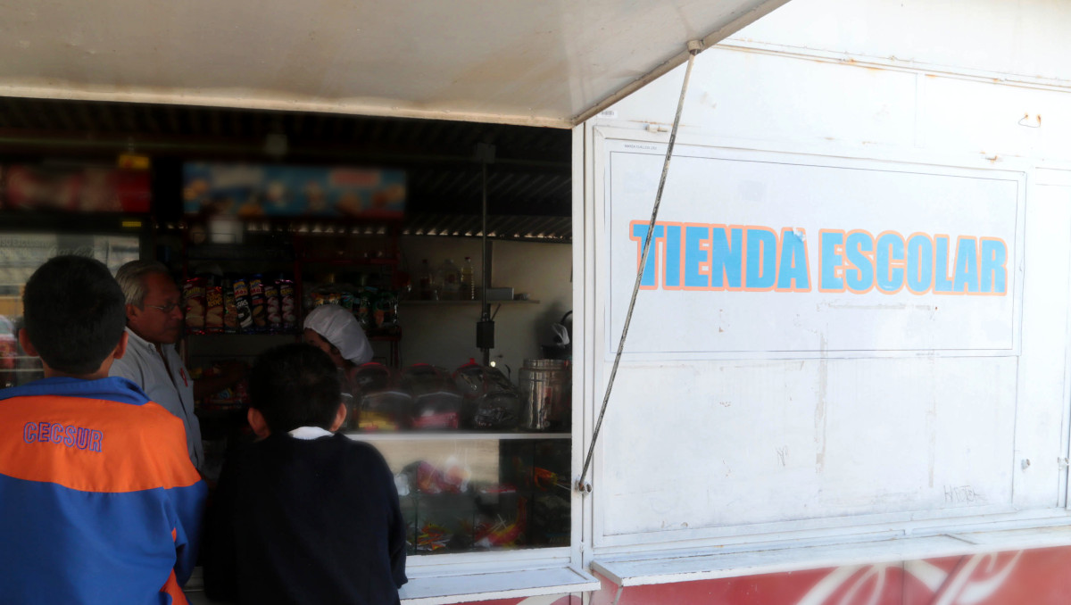 Más de 200 escuelas en Puebla venderán productos de la marca "Puebla Cinco de Mayo" en lugar de 'chatarra'