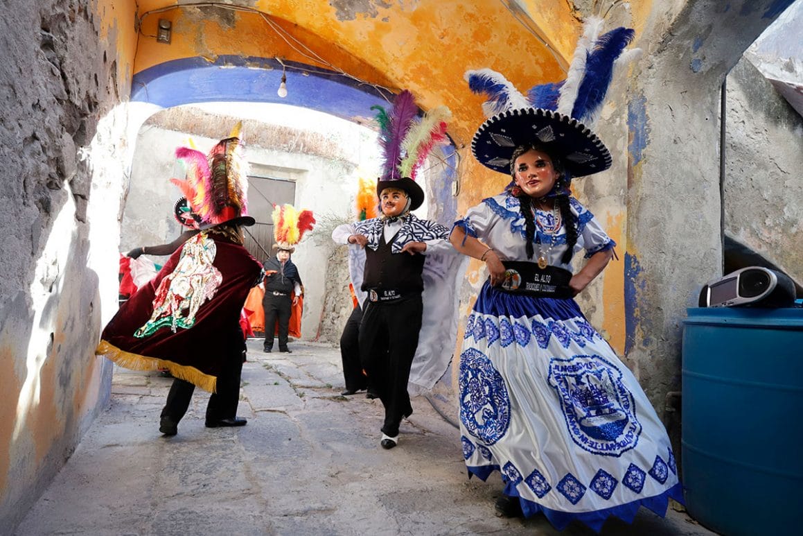Acusa Fritz Glockner que esposas de ediles alteraron uso de casas de cultura en Puebla como estéticas y otros giros