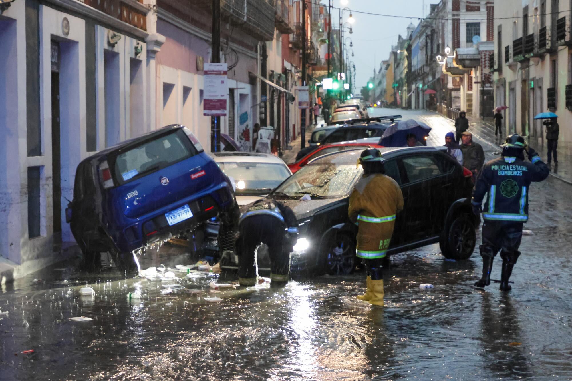 Armenta y Chedraui alistan proyecto integral contra inundaciones en el bulevar 5 de Mayo y el Centro Histórico