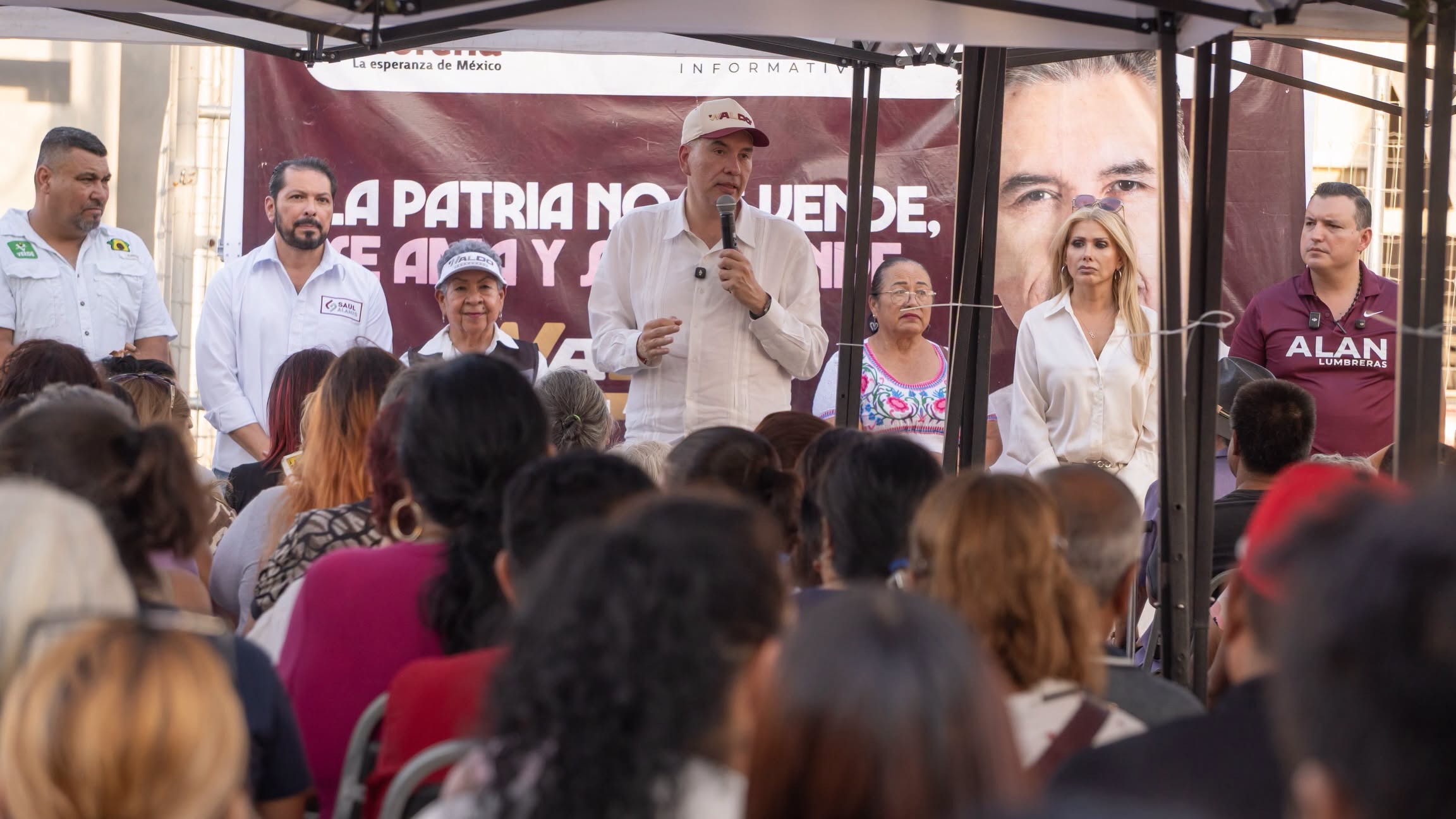 Waldo Fernández entrega 400 credenciales de Morena en Juárez; afiliación supera las 30 mil personas en Nuevo León