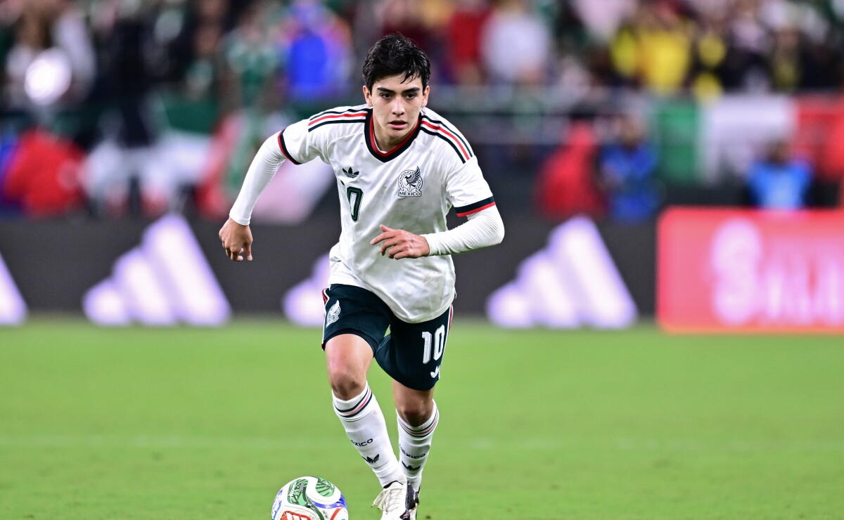 Barcelona y Real Madrid siguen de cerca a Gilberto Mora tras su gol con México