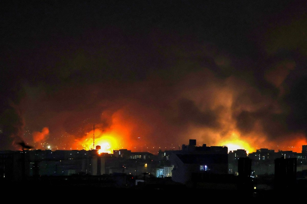 Se rompe el cese al fuego; Estados Unidos bombardeó Irán por agresiones a buques comerciales