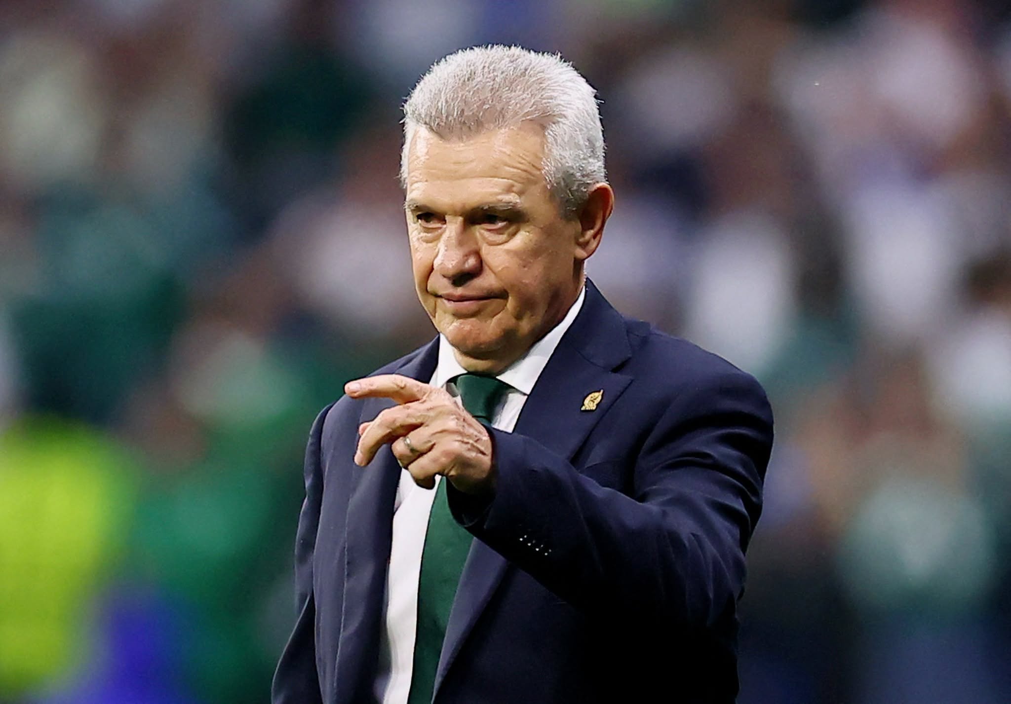Javier Aguirre lamenta eliminación de México ante Inglaterra: "No les puedo reprochar nada"