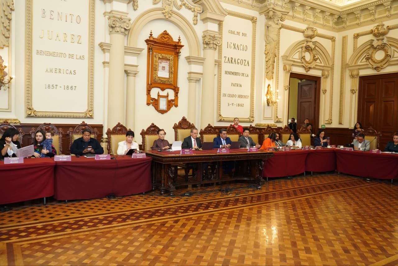 Agosto será el mes de los policías; Cabildo de Puebla avala plan anticorrupción y hermanamiento con Ensenada