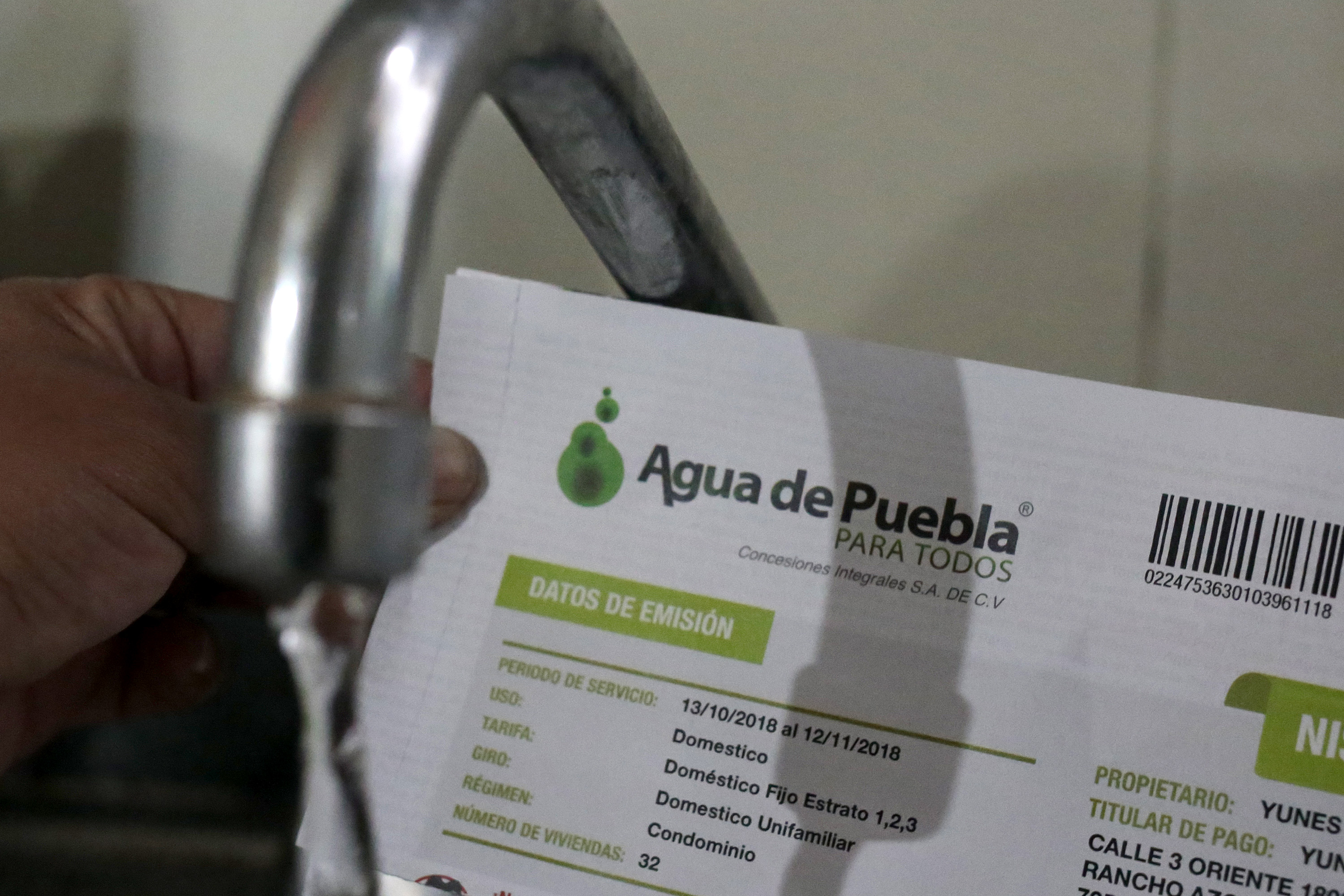 Ordenan a juzgado federal continuar la demanda de 500 mil usuarios contra Agua de Puebla