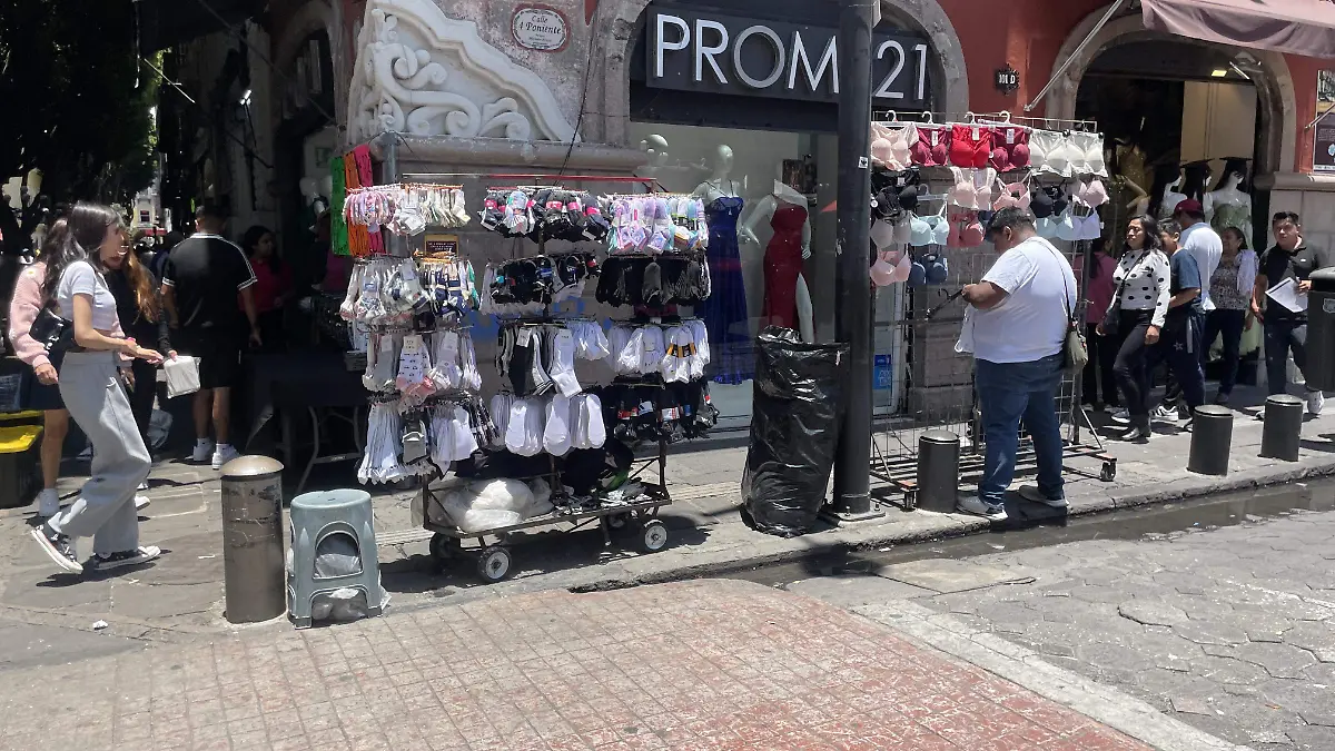 Puebla mantiene 1,650 permisos para ambulantes en 27 puntos de la ciudad